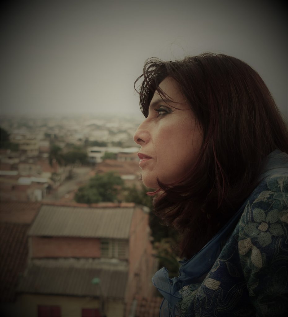 No se si es la lluvia o son mis lágrimas que mojan la ciudad